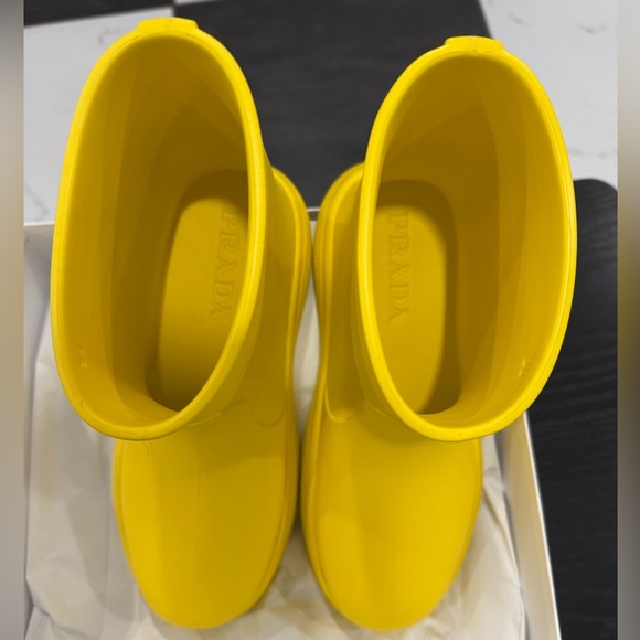 NIB PRADA RAIN BOOTS - Picture 5 of 7